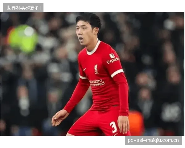 远藤航是绝对核心,其轮换球员守田英正能否顶住压力至关重要。 远藤航是绝对核心,其轮换球员守田英正能否顶住压力至关重要。